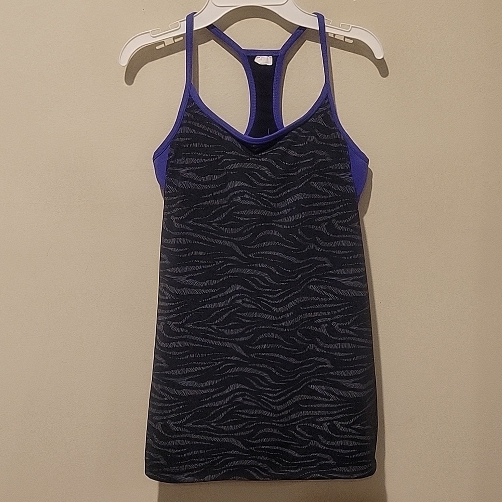❤️ FABLETICS TOP WITH ATTACHED BRA,  XS